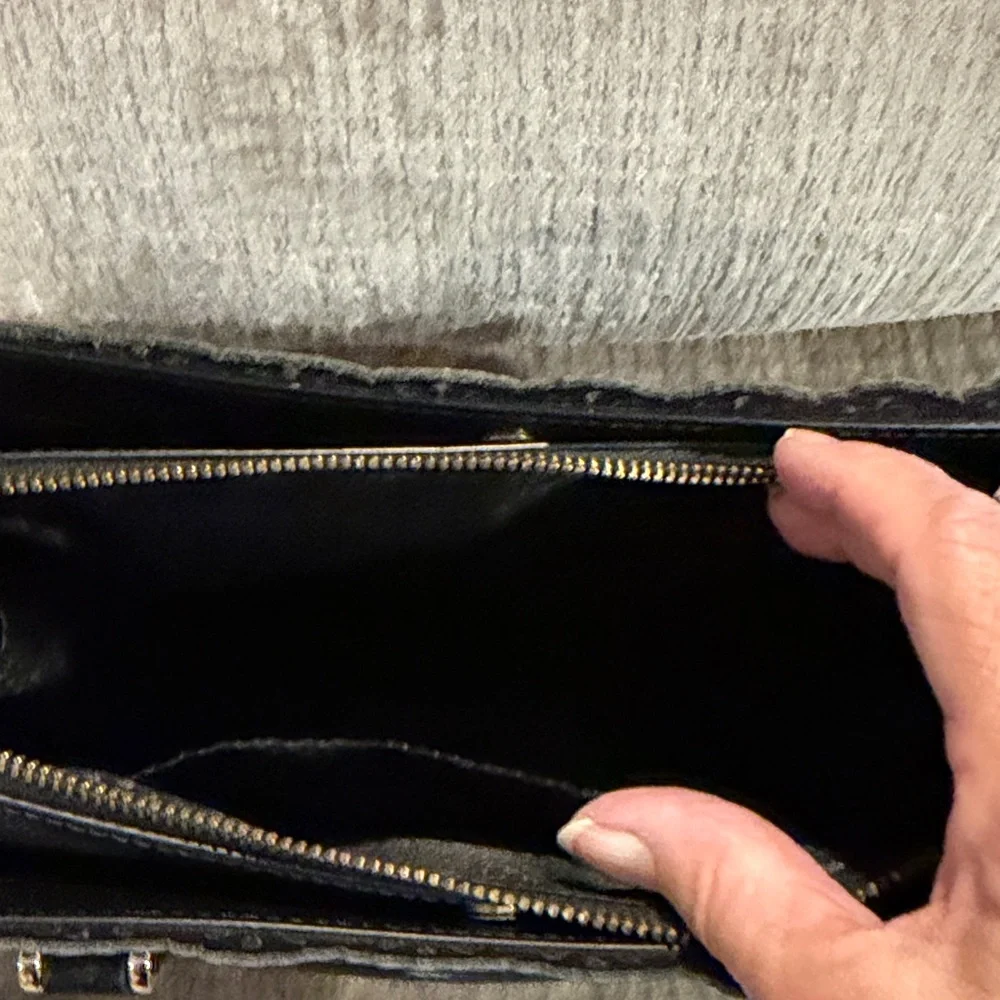 Kate Spade Black Scallop Lace Satchel 8 x 11 detachable strap gently used - Picture 10 of 12